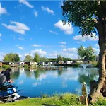 2-bed Sleeps 4 Pet Friendly Casa vacanze *