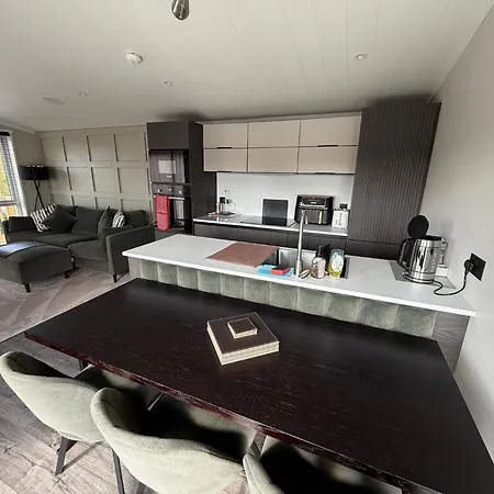2-bed Sleeps 4 Pet Friendly Malton
