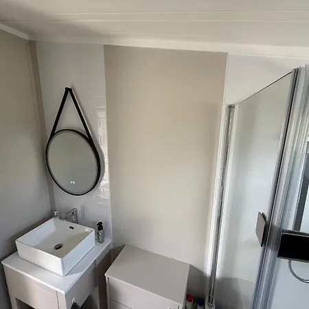別荘 2-bed Sleeps 4 Pet Friendly *