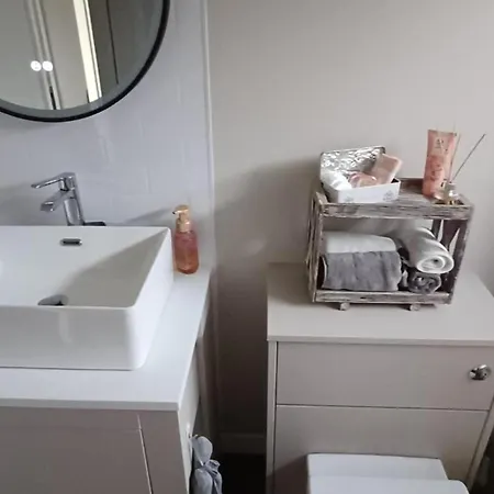 2-bed Sleeps 4 Pet Friendly Σπίτι διακοπών